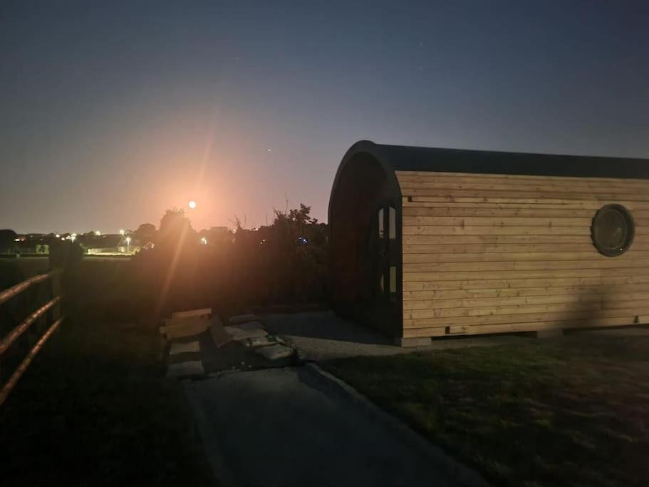 Spring Tide Cliff Top Glamping Pod With Direct Sea Views Бірчінґтон Екстер'єр фото