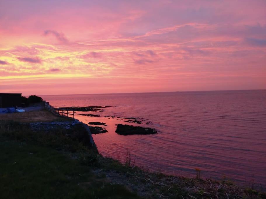 Spring Tide Cliff Top Glamping Pod With Direct Sea Views Бірчінґтон Екстер'єр фото